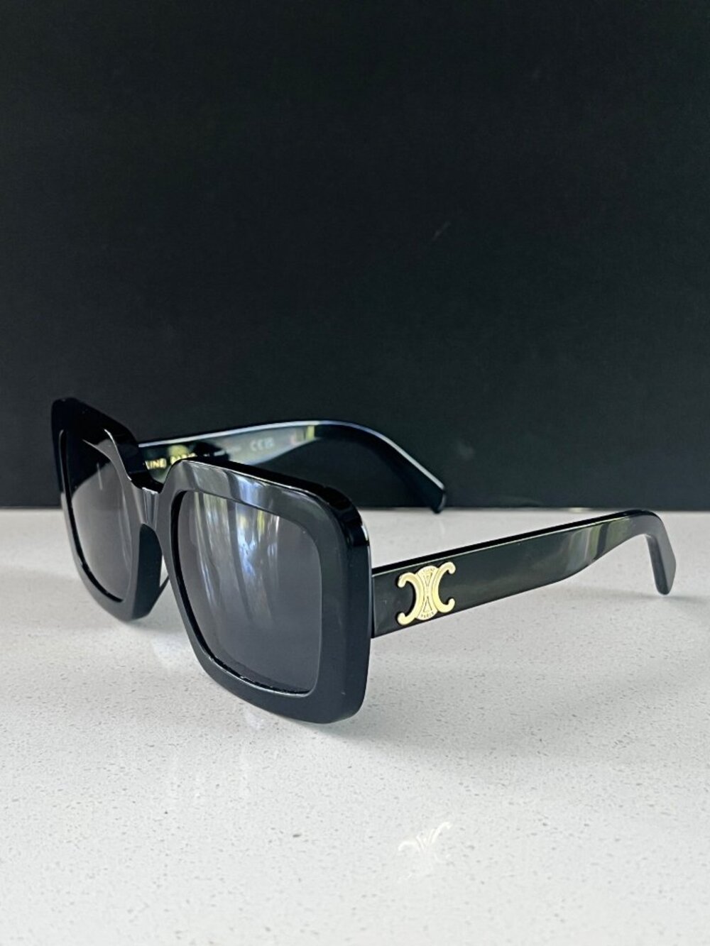 CELINE TRIOMPHE CL40304U 01A Black square sunglasses - Picture 2 of 9